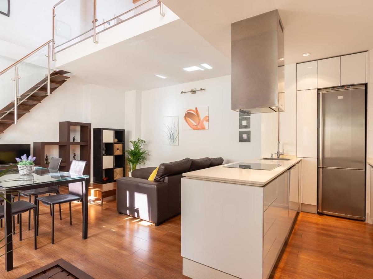 Lu&Cia Duplex City Center Малага Экстерьер фото